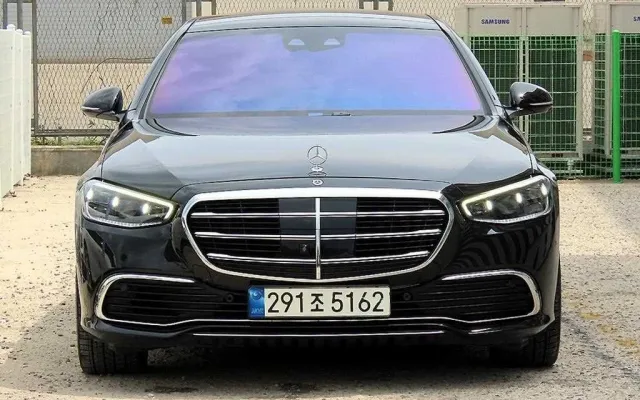 수원중고자동차매매사이트 S클래스-W223 S580L 4MATIC 매물 사진 4 - 2022/02 113,878km